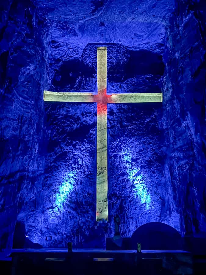 Bogotá: Zipaquirá Salt Cathedral, with tickets and guide - Descending 180 meters to the Salt Cathedral