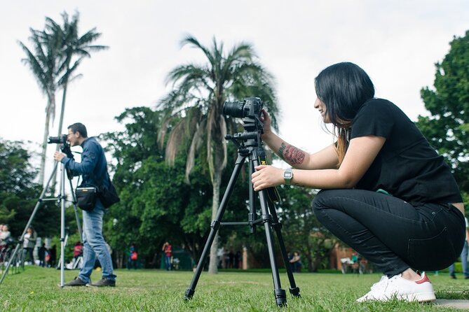 Botanical Garden José Celestino Mutis Photo Tour in Bogota - Learning camera settings without getting lost