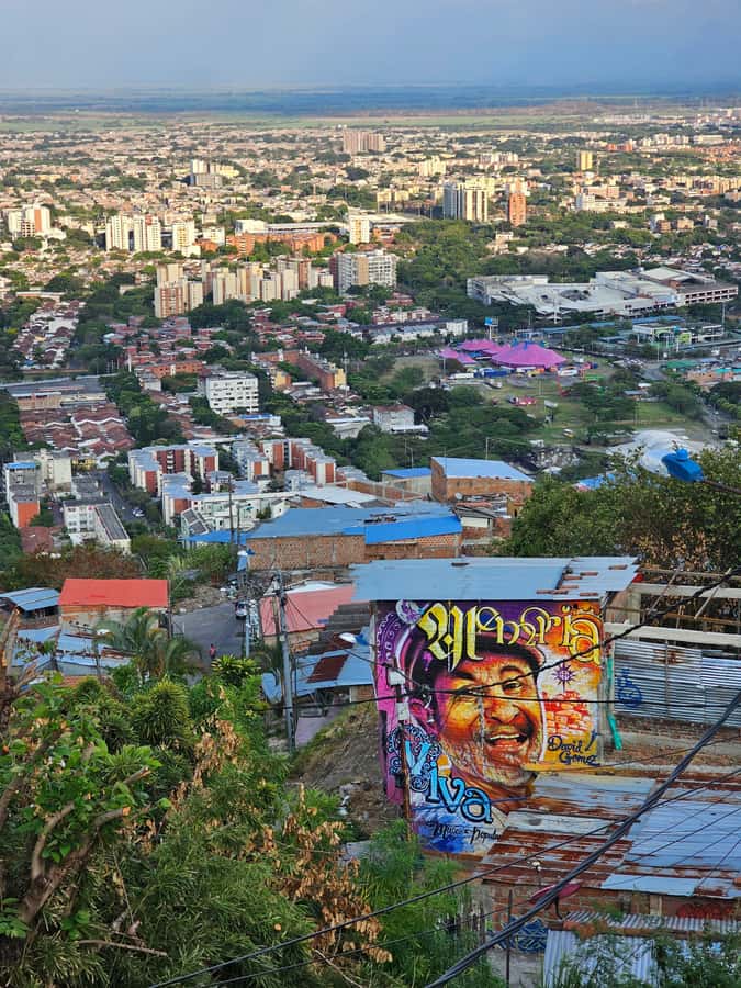 Cali: Comuna 20 Siloé Street Art Tour - Why Comuna 20 Siloé Makes a Strong Cali Excursion