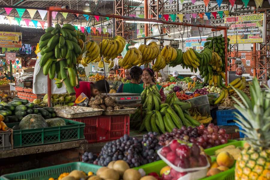 Cali: Fruit Market Walking Tour with Tastings - Why the Cauca River Valley matters to your plate