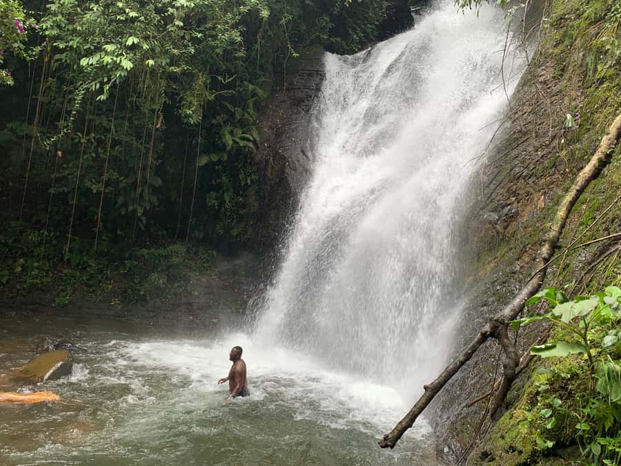 Cali: Tour of Waterfall in Pance River - Chorrera del Indio - Leaving Cali for the Pance River