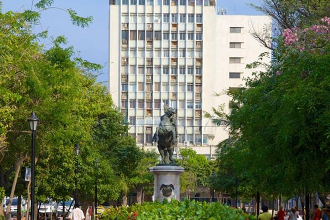 Candelaria and Fernando Botero Museum Tour in Bogota - A former president’s home and the García Márquez Cultural Center