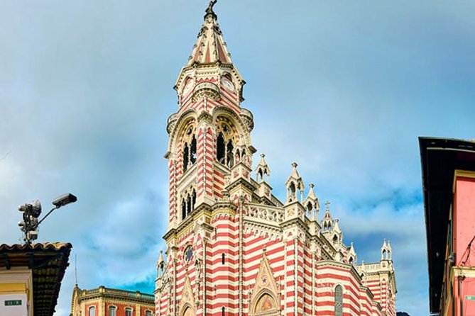 Candelaria and Fernando Botero Museum Tour in Bogota - Walking through La Candelaria for one hour