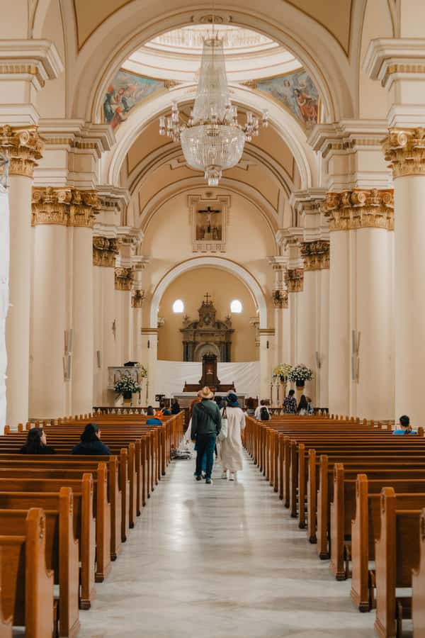 Candelaria Unveiled: Cool-tural Heritage Walking Tour - Teatro Colón and the cultural heart of the city