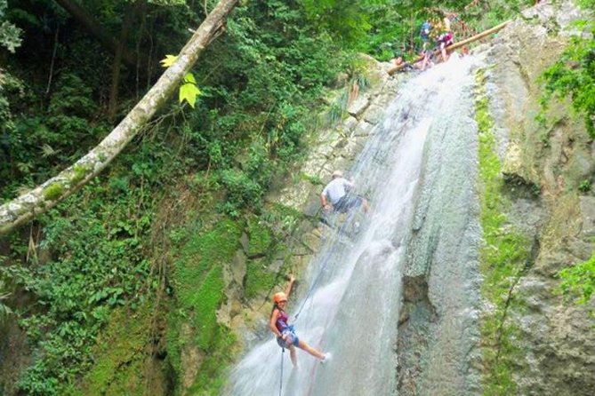 Canyoning from Bogota - Leaving Bogota in a Private Vehicle