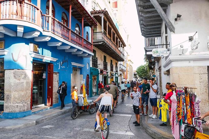 Cartagena 2 hr Bicycle Tour - India Catalina and the Story Behind the Statue