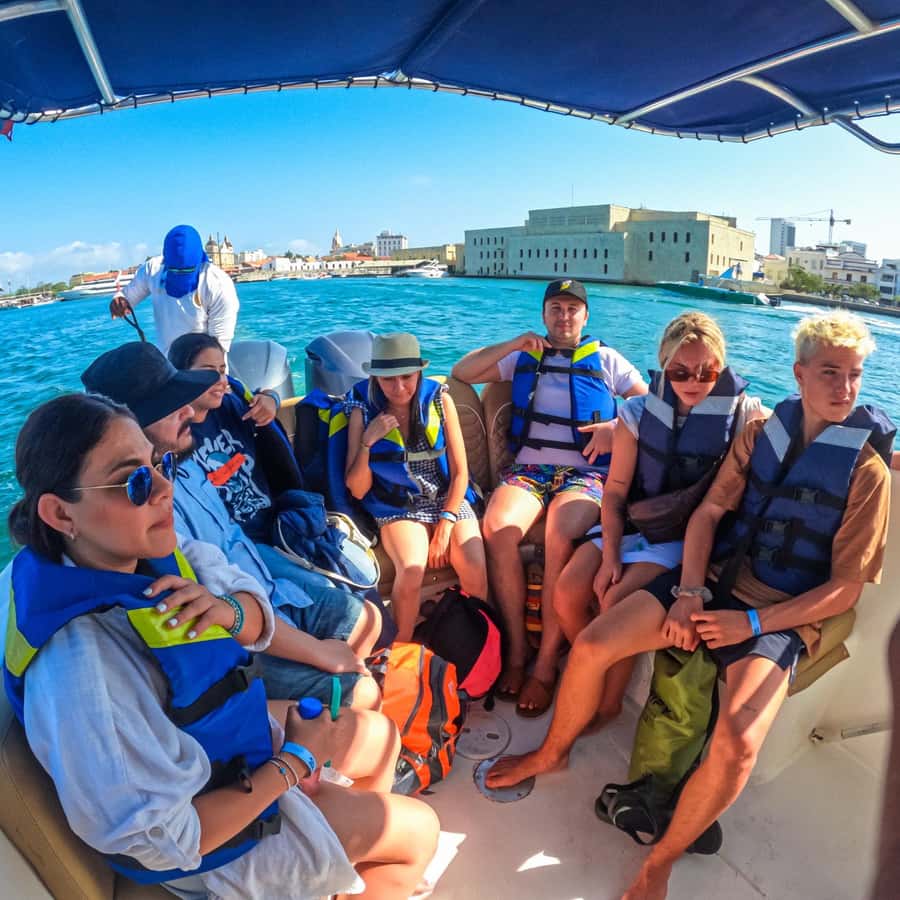 Cartagena: 5 Island Boat Tour with Night Bioluminescent Stop - Transport, comfort, and the long return