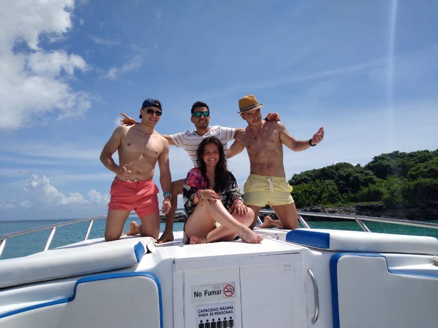 Cartagena: 5-Island Trip by Boat with Lunch and Snorkeling - Luminous plankton after dark