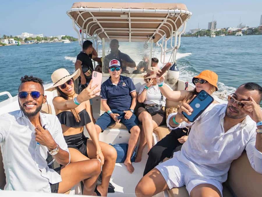 Cartagena: 5 Rosario Islands, Full party with drinks, Snorkeling and lunch - Key things to know before booking