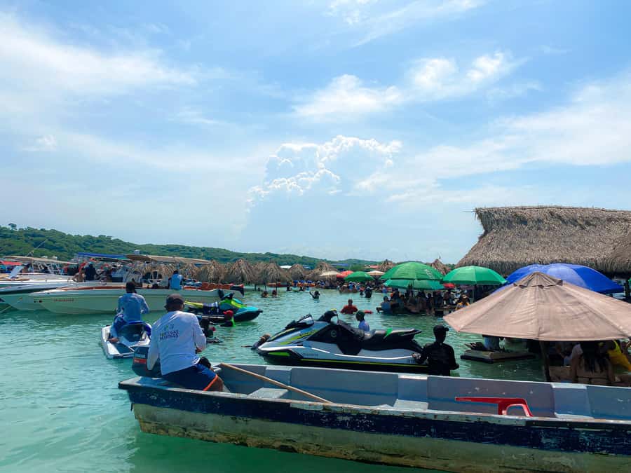 Cartagena: 5 Rosario Islands Tour with Snorkeling and Lunch - What the $128 price really covers