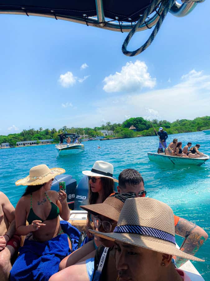 Cartagena: 5 Rosario Islands Tour with Snorkeling and Lunch - Bocachica brings a short history lesson