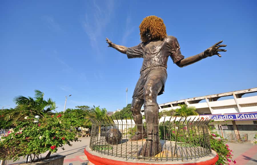 Cartagena: Barranquilla and Santa Marta All-Inclusive Tour - The Alberto Pumarejo Bridge and the Magdalena River