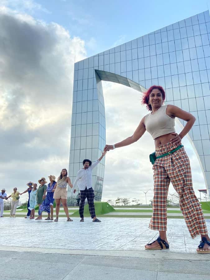 Cartagena: Barranquilla and Santa Marta BILINGUAL GUIDE - Barranquilla’s monuments and the Magdalena riverfront