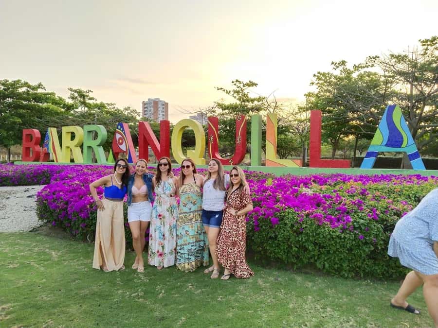 Cartagena: Barranquilla and Santa Marta BILINGUAL GUIDE - Ciénaga and the first look at the Magdalena River