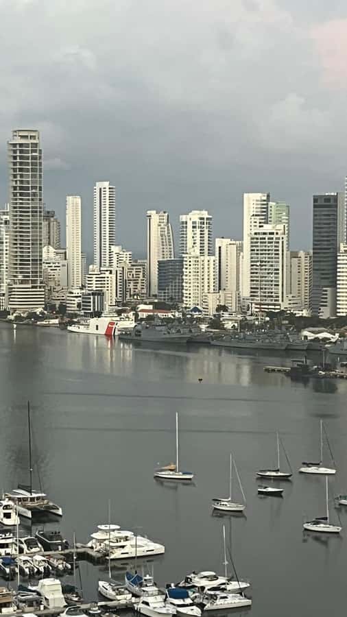 CARTAGENA: BIKE RIDE WITH LUNCH AT BOURDAIN'S FAVORITE SPOT - Who should book this Cartagena ride
