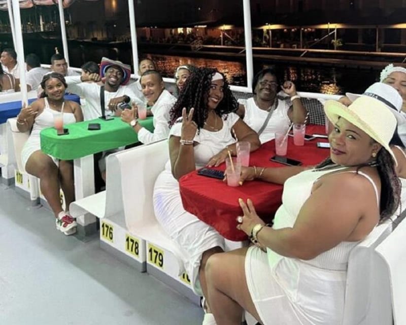 Cartagena: Buffet & party night,cocktails sailing in the bay - Who Should Book This Cartagena Night Cruise?