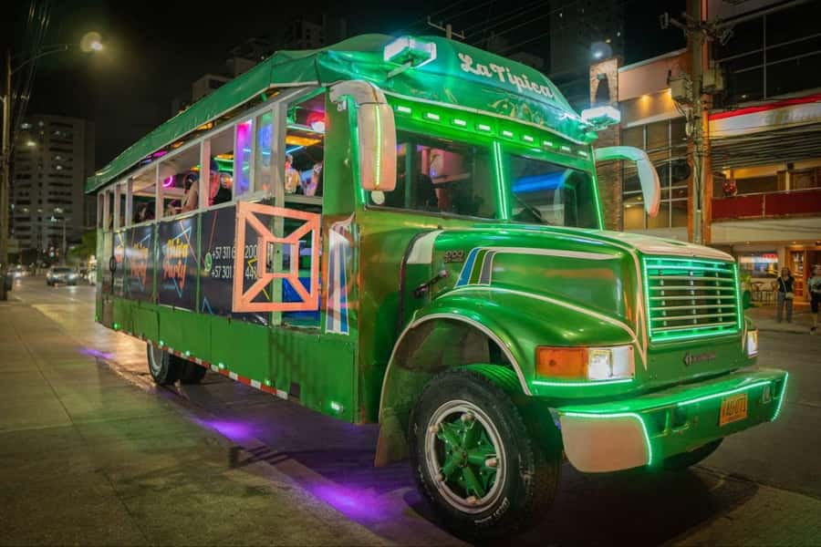 Cartagena: Chiva Party Bus Tour with Disco Entry - Getsemaní and the old city from a moving dance floor