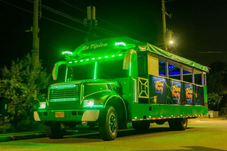 Cartagena: Chiva Party Bus Tour with Disco Entry - The final stop at Taboo Disco Club