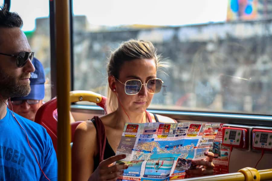 Cartagena: City Sightseeing Hop-On Hop-Off Bus Tour & Extras - Stops 9 and 10: Casino Rio, Hotel Caribe, and Bocagrande beaches