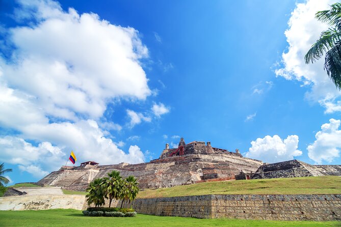 Cartagena: City Tour Castillo San Felipe & Convento de La Popa - The guides are the tour’s greatest strength
