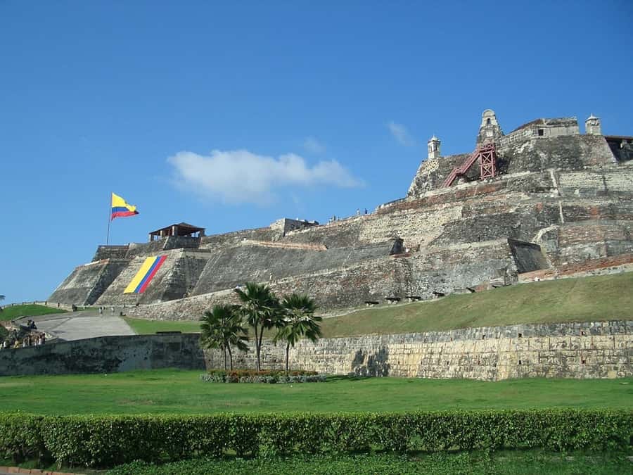 Cartagena: CITY TOUR OVERVIEW of the city Boots castle chiva - Guides, Language, and the Human Side of the Tour