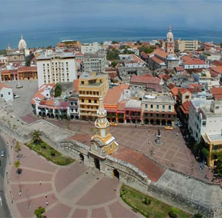 Cartagena City Tour with San Felipe Castle & Old Town Walk - Key things to know before booking