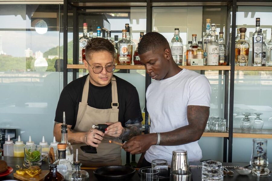 Cartagena: Colombian Cocktail Masterclass - Booking, cancellation, and timing tips