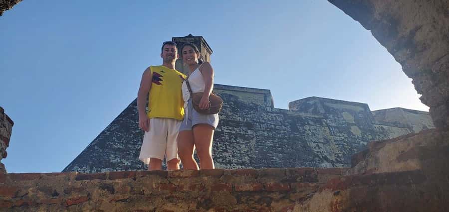 Cartagena: Complete Tour "San Felipe Castle, Popa and Getsemaní". - San Felipe Castle and Cartagena’s defensive story