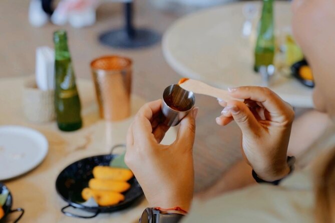 Cartagena Corner: The Street food and Hot Sauce Tasting - Tips for getting the most from the tasting
