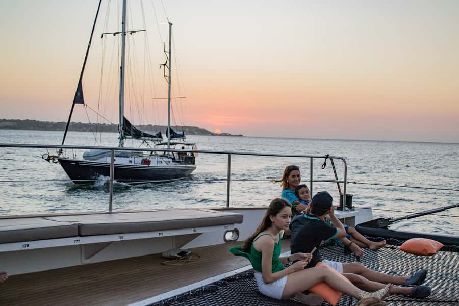 Cartagena de Indias: 2-Hour Sunset Cruise - Why Cartagena is better from the bay