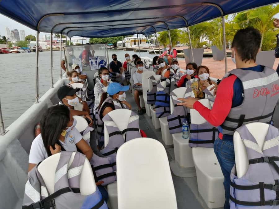 Cartagena de Indias: 2x1 Boat trip to the Rosario Islands and Baru Island - The speedboat view of Cartagena and Tierra Bomba