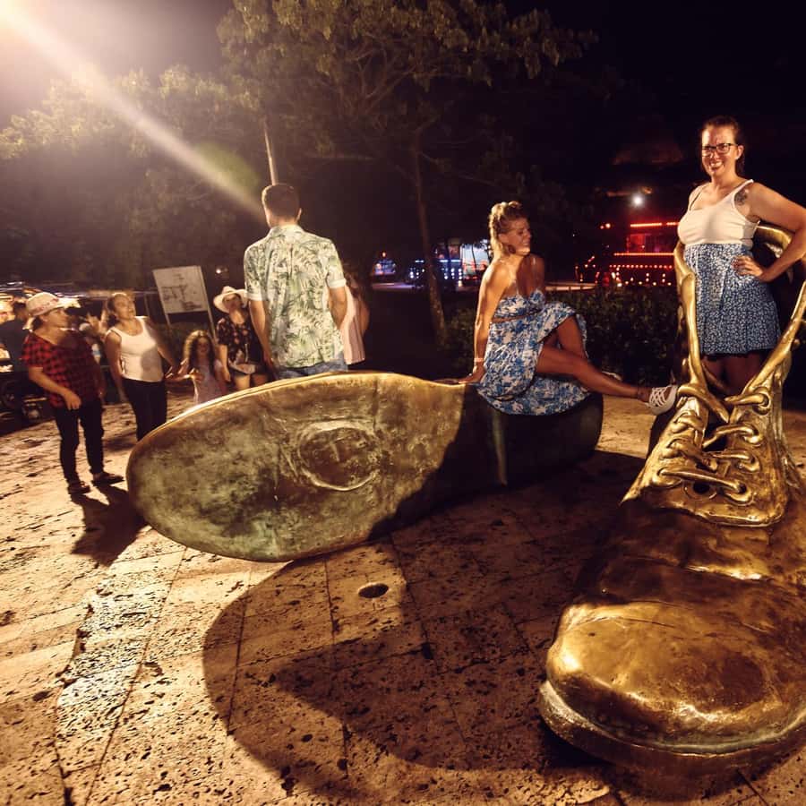 Cartagena: Funny PartyBus with dance floor and good music! - Who will enjoy this Chiva experience?