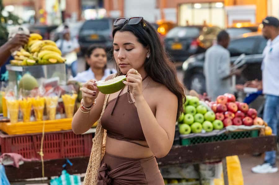 Cartagena: Guided Street Food Tour with Tastings - Key things to know before you book