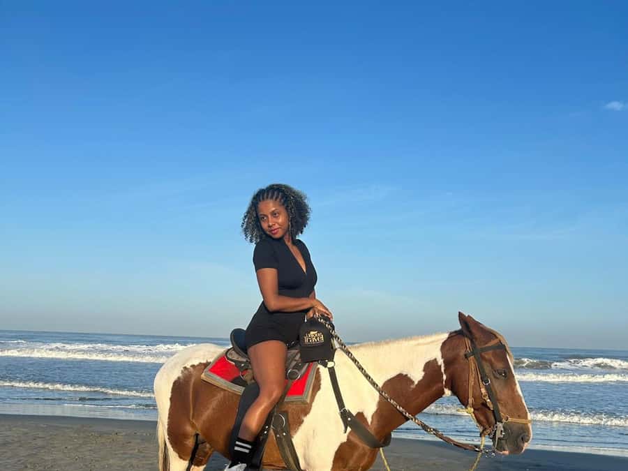 Cartagena: Horseback Riding Tour with Hotel Pickup - A Two-Hour Escape From Cartagena’s Hotel Zone
