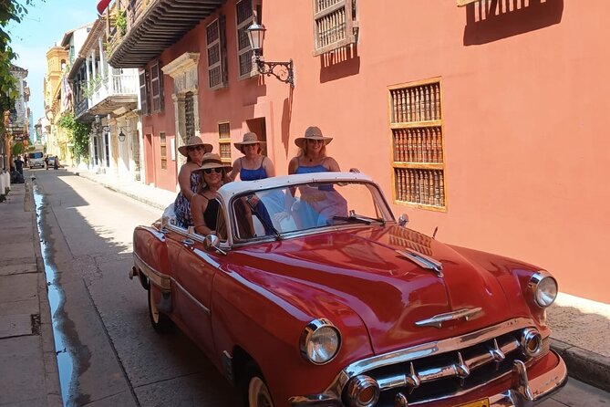 Cartagena Luxury Classic Car Tour + Bilingual Historian Guide - Torre del Reloj and Plaza de los Coches