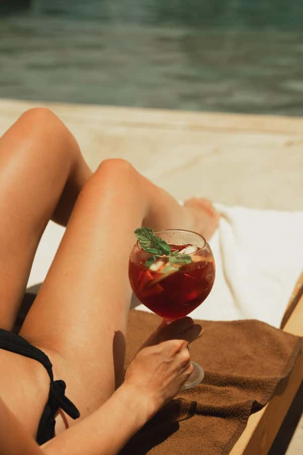 Cartagena: Makani Luxury Beach Club Day Pass - From Bocagrande to Tierra Bomba by Boat