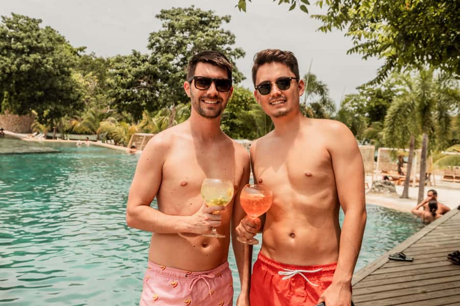 Cartagena: Makani Luxury Beach Club Day Pass - The Kai Zone Pool Day