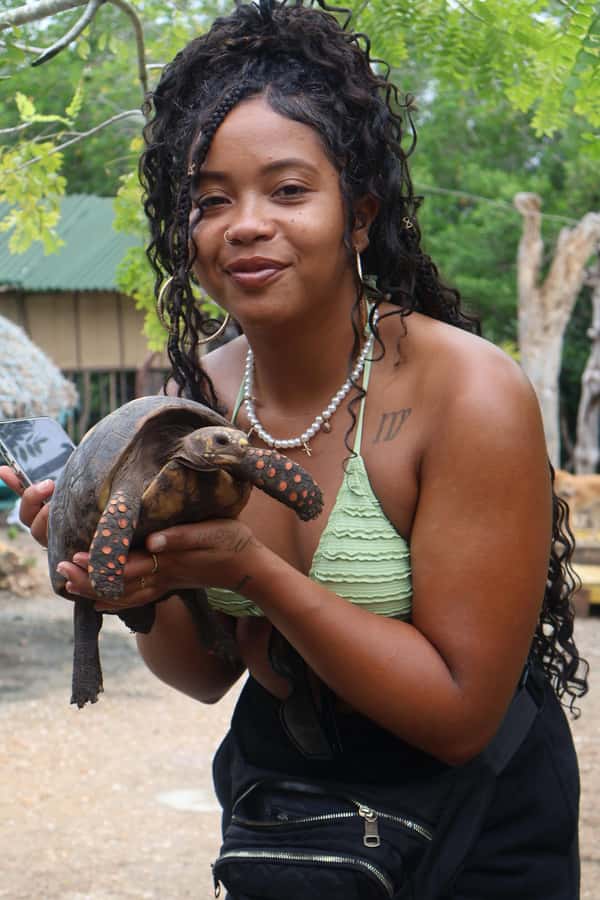 Cartagena: Mangrove Eco Tour & Fishing with Transportation - Drums, dancing, and Afro-Colombian culture