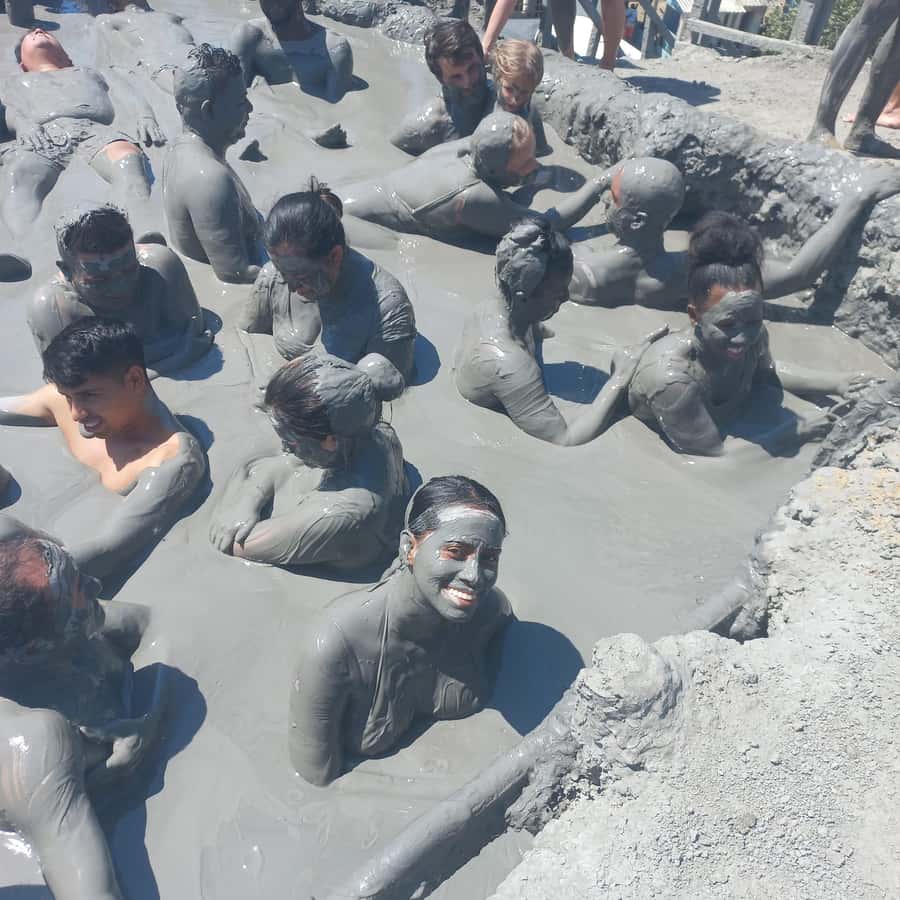 Cartagena: Mud Volcano Tour with Lunch, Pool, and Beach - Key details before you book