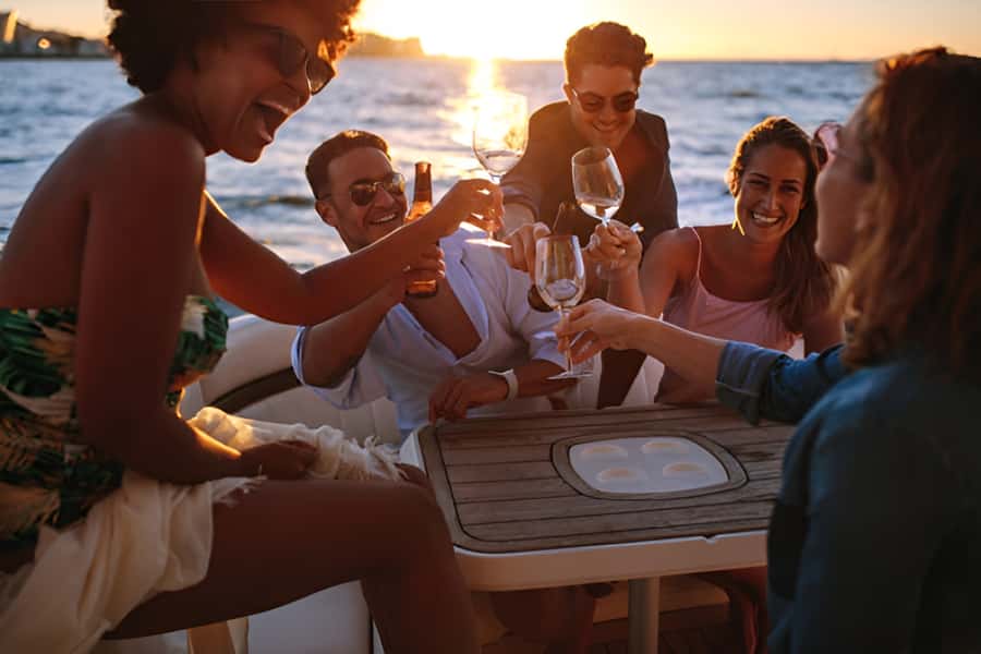 Cartagena: Party Boat to Cholon Beach with 2 Drinks & Lunch - Starting the morning in El Laguito or Bocagrande