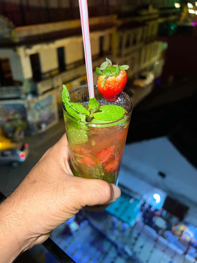 Cartagena: Party Bus Tour In Cartagena - Drinks, beer, and the important fine print