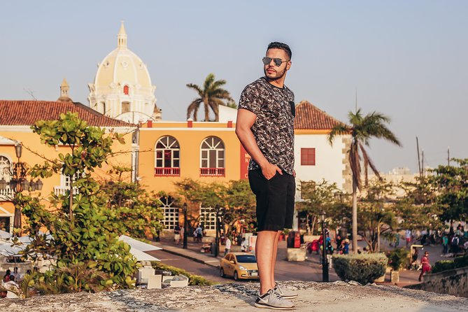 Cartagena Photo Experience - Plaza de la Aduana and the Emerald Center