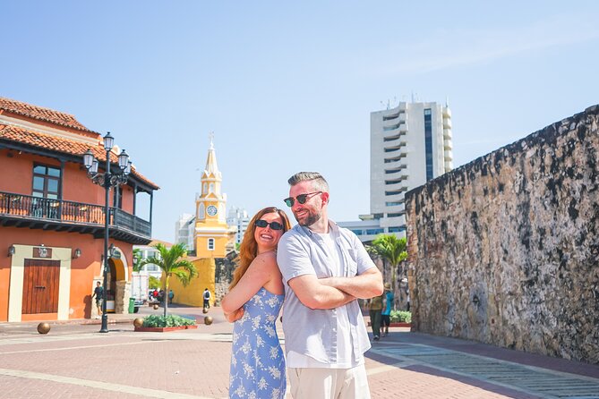 Cartagena Photo-Tour Experience - PRIVATE Photoshoot - Working with Sergio and preparing for the shoot