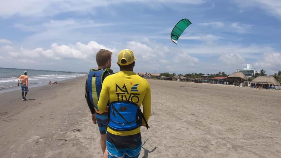 Cartagena: Private Kitesurfing Classes - What to bring and how to prepare