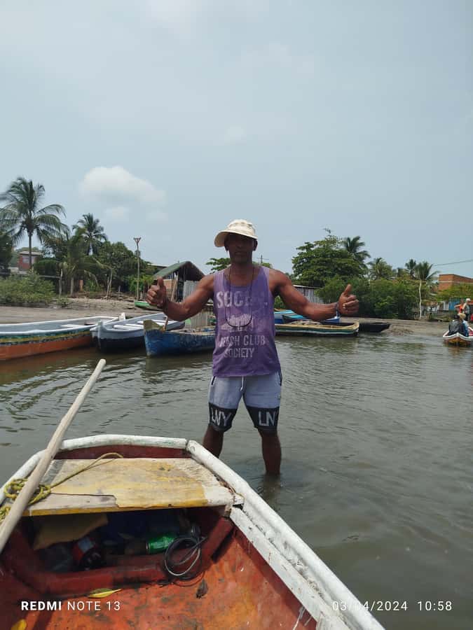 Cartagena: Private Sail in the mangrove GUIDE in ENGLISH - Through the First Mangrove Tunnel