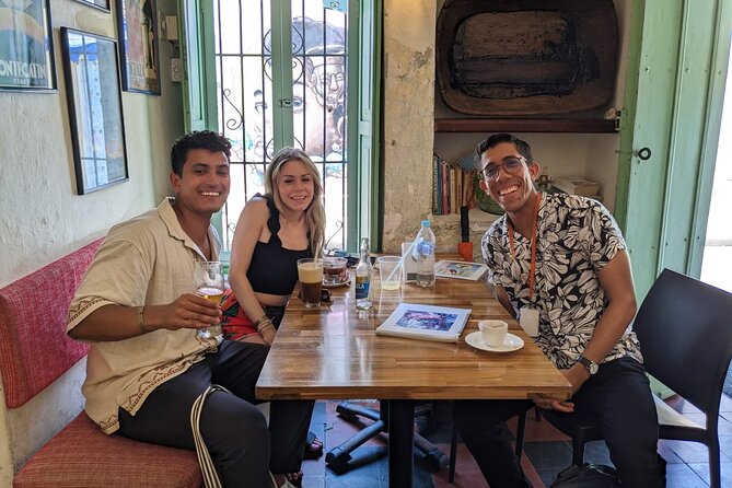 Cartagena Private Tour of the Walled City & Getsemani - Calle de San Juan brings the city into the present