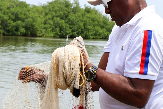 Cartagena Real : neighborhood, mangrove, fishing, typical lunch and culture - Fisherman’s Island, music, and local traditions