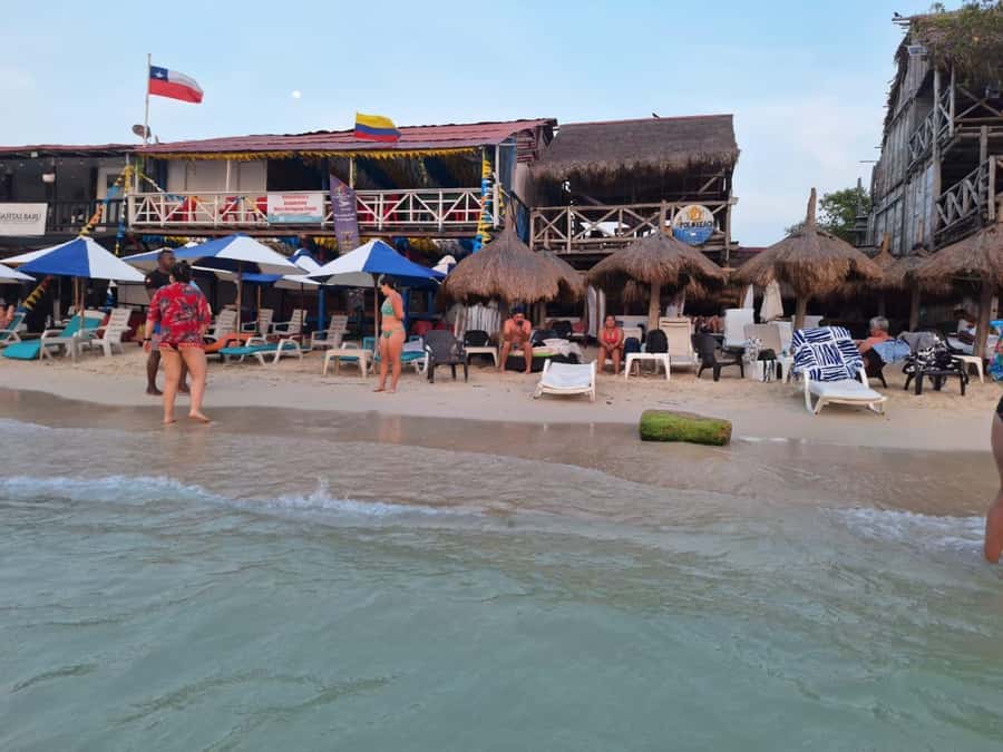 Cartagena: Rosario Islands, Playa Blanca, Baru - The 45-minute oceanarium visit