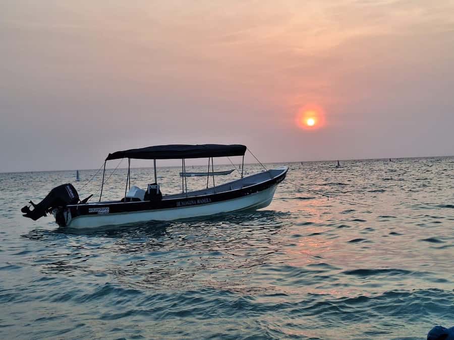 Cartagena: Rosario Islands, Playa Blanca, Baru - Four hours at Playa Blanca