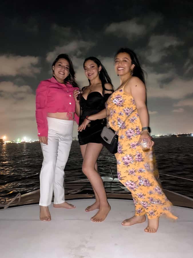 Cartagena: Speed Boat Party on the Bay with open bar - Comfort on the sports boat